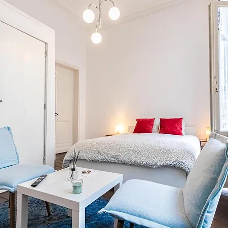 Apartment Spacious Shared 5br In The Heart Of *