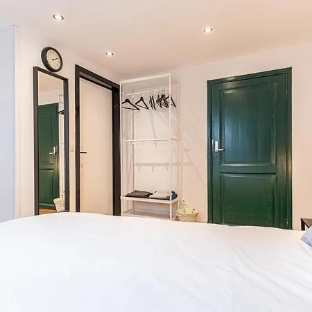 Apartment Spacious Shared 5br In The Heart Of