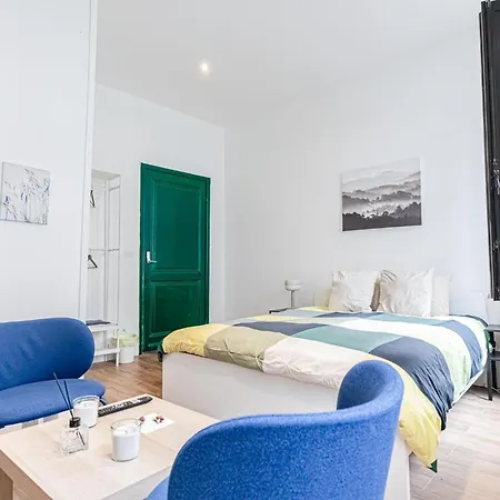 Spacious Shared 5br In The Heart Of Apartment *