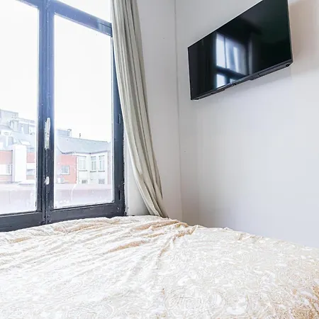 Spacious Shared 5br In The Heart Of