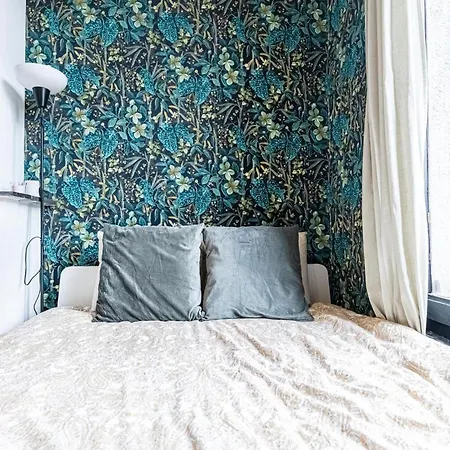 Spacious Shared 5br In The Heart Of Apartment