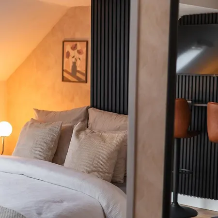 Spacious 6 With Shared Kitchen In The Heart Of Lägenhet Gent