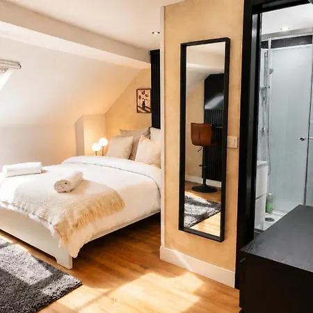 Spacious 6 With Shared Kitchen In The Heart Of