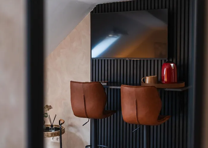 Spacious Shared 5br In The Heart Of Ghent