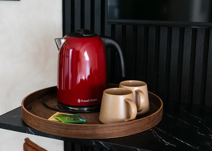 Spacious Shared 5br In The Heart Of Apartment *