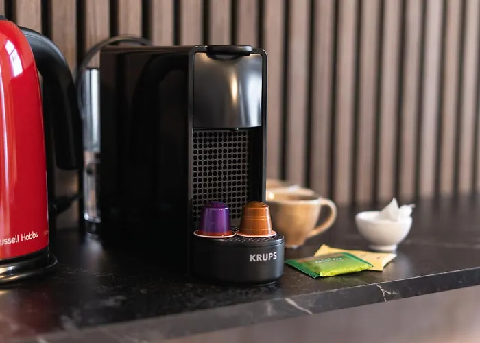 Apartment Spacious Shared 5br In The Heart Of *