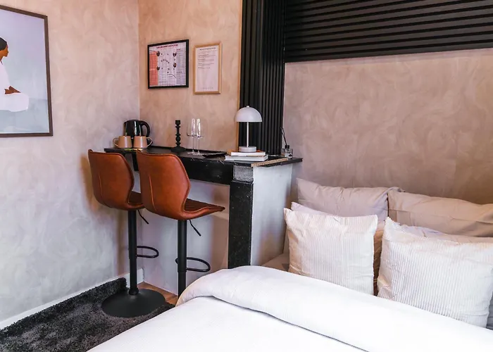 Spacious Shared 5br In The Heart Of