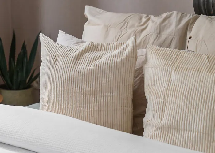 Apartment Spacious Shared 5br In The Heart Of