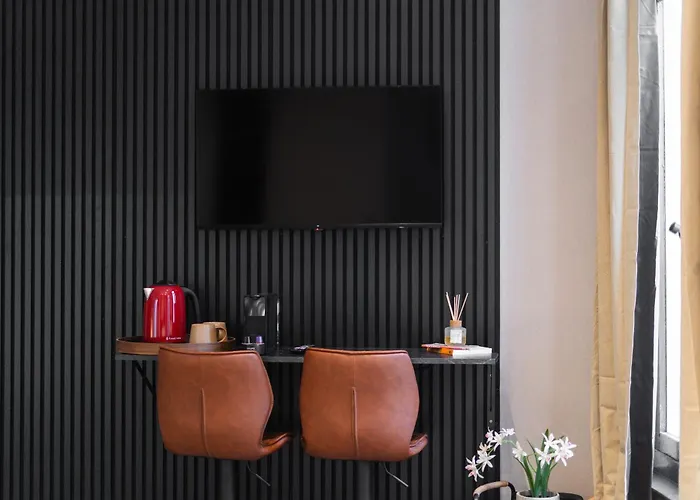 Spacious Shared 5br In The Heart Of Apartment