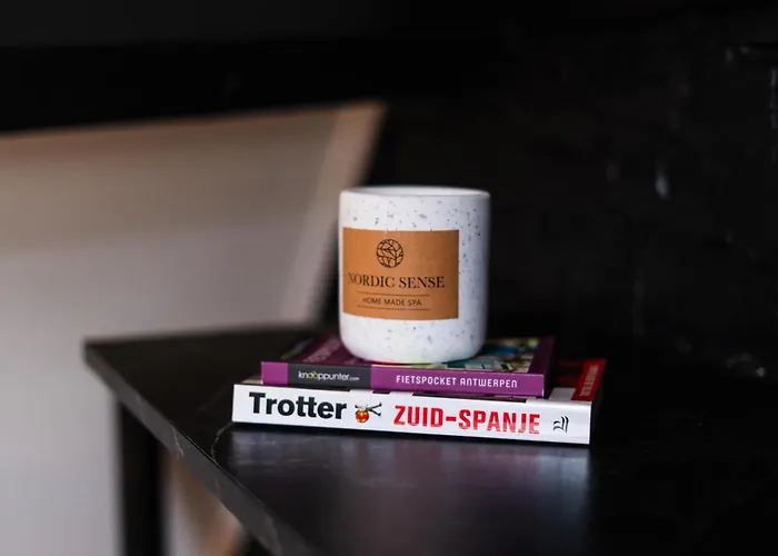 Apartment Spacious Shared 5br In The Heart Of *