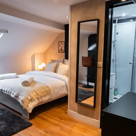 Spacious 6 With Shared Kitchen In The Heart Of